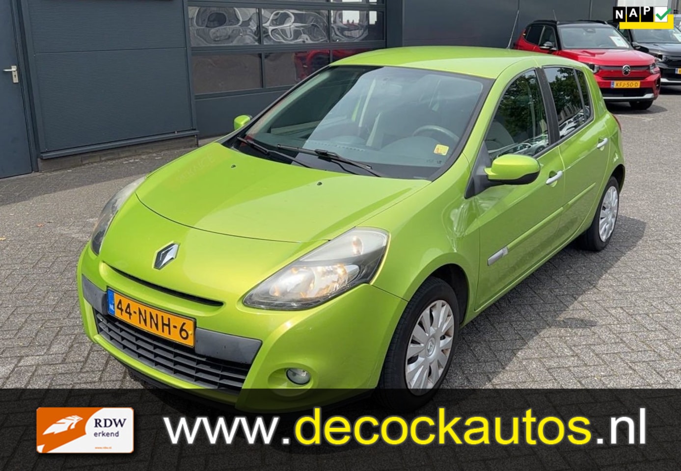 Renault Clio - 1.2-16V Authentique 1.2-16V Authentique - AutoWereld.nl