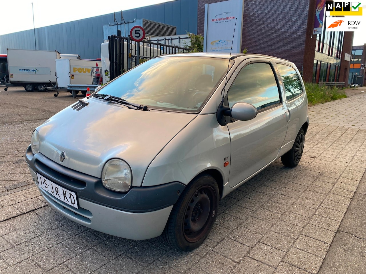 Renault Twingo - 1.2-16V Expression 1.2-16V Expression, EXPORT, Nap, Goed rijdend, inruil mogelijk. - AutoWereld.nl