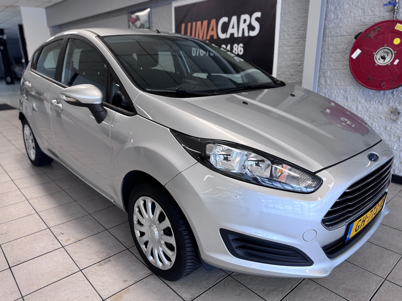 Ford Fiesta - 1.0 Style|Airco | 5-deurs |Navi| Onderhoud| - AutoWereld.nl