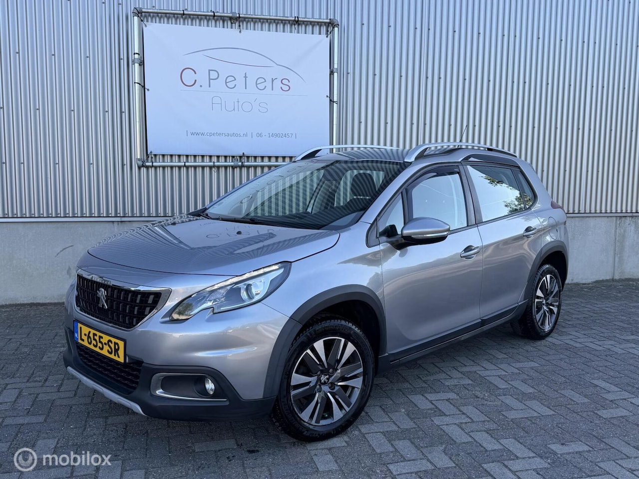 Peugeot 2008 - 1.2 PureTech Allure 2019 / Half Leer / Carplay / Navigatie / DAB+ / 4seizoensbanden - AutoWereld.nl