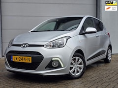 Hyundai i10 - 1.0i i-Motion Go 2016|Dealer Onderhouden|Navigatie|Nette Auto