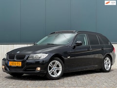 BMW 3-serie Touring - 318i High Executive|PANO|PSENSOR|STOELVERW|6BAK
