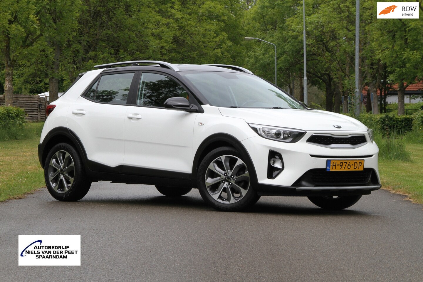 Kia Stonic - 1.0 T-GDi DynamicLine / Apple CarPlay / Van 1e eigenaar / Airco / Navigatie / Achteruitrij - AutoWereld.nl