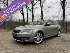 Skoda Octavia Combi - 1.4 TSI/VOL/NWAPK/AUTOMAAT/TRKHAAK/STLVW