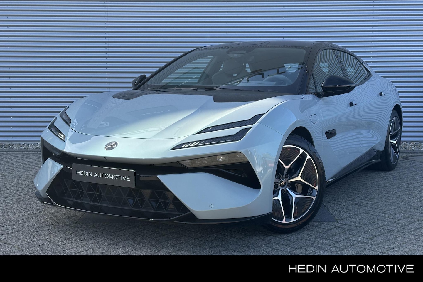 Lotus Emeya - Base 102 kWh | Elektrische Trekhaak | Alcantara - Carbon Stuurwiel | Zwarte badges | Intel - AutoWereld.nl