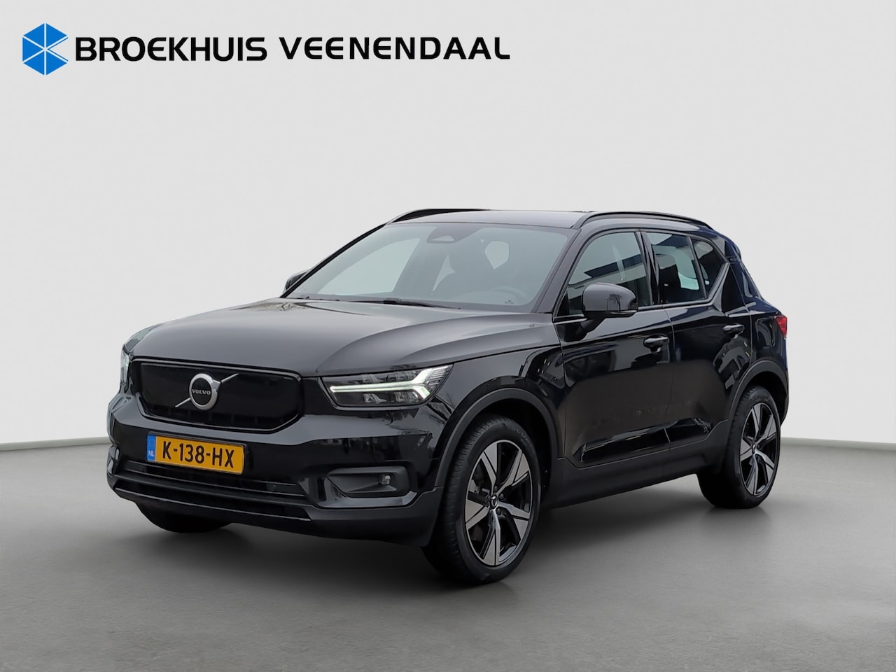Volvo XC40 - Recharge P8 AWD R-Design | SOH: 92% | Adap. cruise control | Leder | Stoelverwarming | | C - AutoWereld.nl