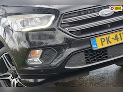 Ford Kuga - 1.5 EcoBoost 150pk ST Line - Shadow Black - Winterpakket/Camera/19''