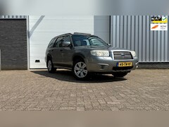 Subaru Forester - 2.0 AWD LUXURY PANO AUTOMAAAT NAP TREKHAAK STOELVERW