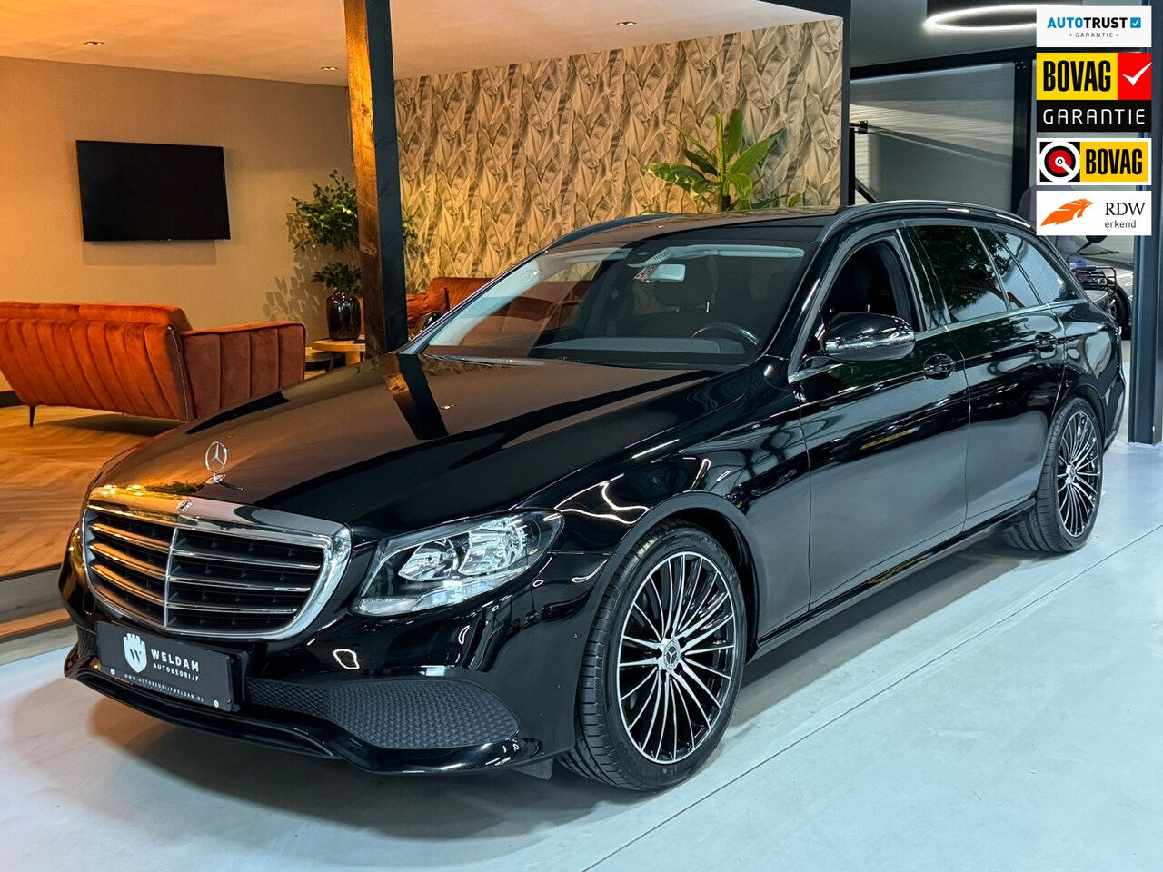 Mercedes-Benz E-klasse Estate - 200 Business Solution Garantie Camera Elek. Achterklep Cruise Clima Navi Keyless Bluetooth - AutoWereld.nl