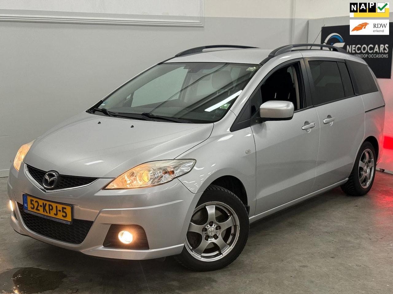 Mazda 5 - 1.8 Katano / 7 PERS / NETTE AUTO / RIJDT SCHAKELT GOED - AutoWereld.nl