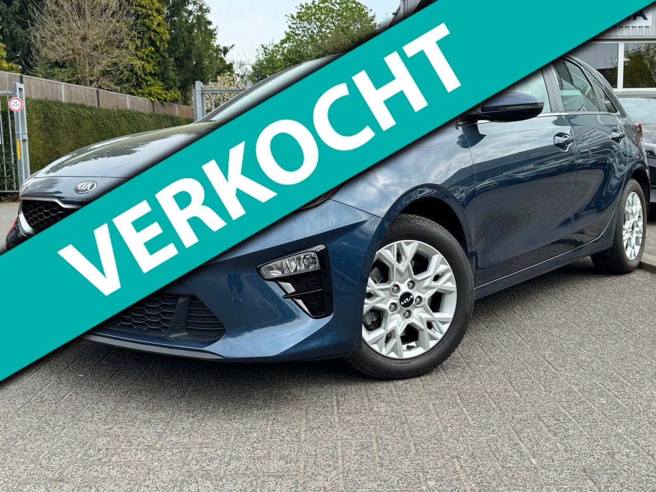 Kia Cee'd - Ceed 1.0 T-GDi DynamicLine | All Seasons | Volledig Onderhouden | Camera | Cruise Control - AutoWereld.nl