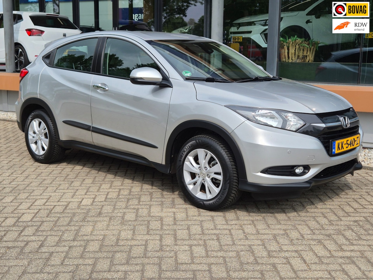 Honda HR-V - 1.5 i-VTEC Elegance / afneembare trekhaak / stoelverwarming - AutoWereld.nl
