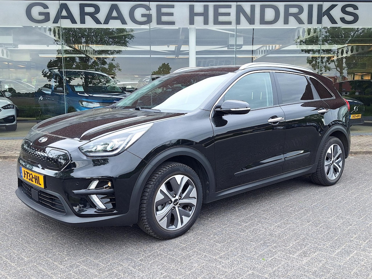 Kia e-Niro - ExecutiveLine 64 kWh | SOH: nnb | Leder | 3 Fase | Warmtepomp | Blindspot | Adaptive Cc | - AutoWereld.nl