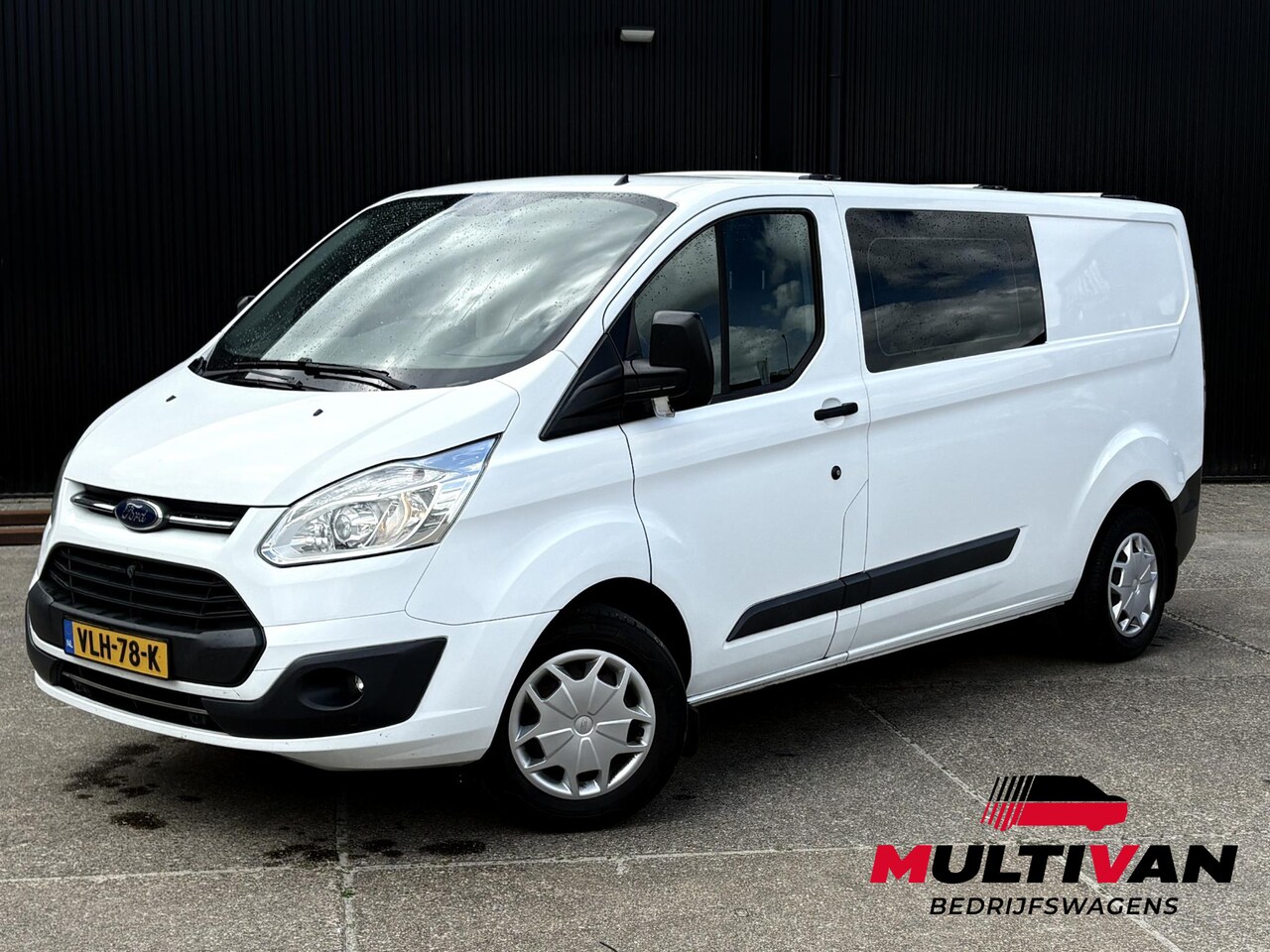 Ford Transit Custom - 340 2.0 TDCI L2H1 Ambiente DC | DAKDRAGERS | 130PK | CRUISE - AutoWereld.nl