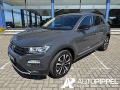 Volkswagen T-Roc - 1.5 TSI United | App-connect | Dig.display | Navi | DAB | LMV17"