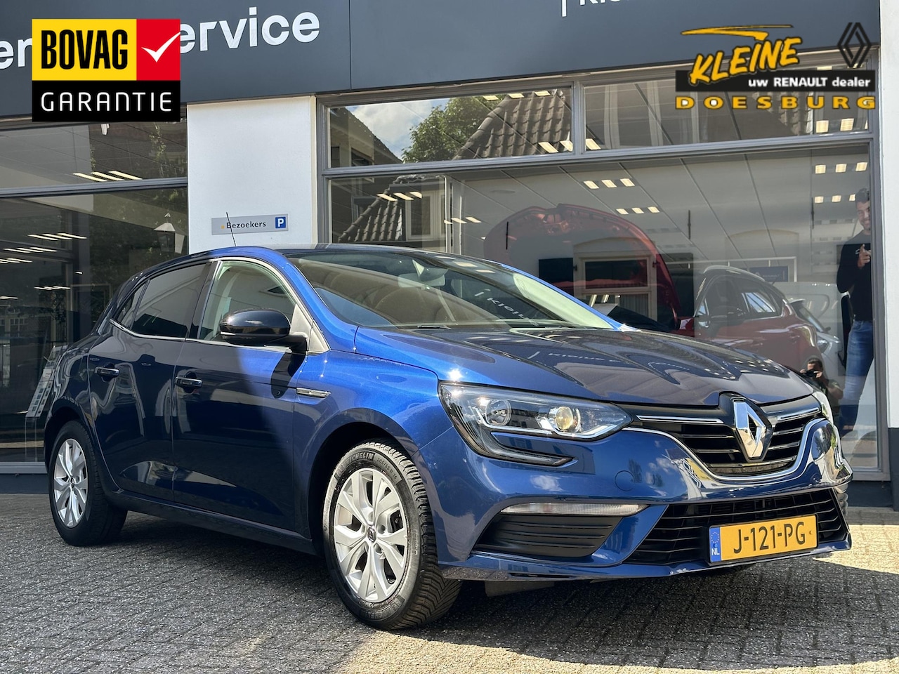 Renault Mégane - IV TCe 140 EDC Limited | All seasonbanden | Parkeersensoren achter | Navigatiesysteem | Au - AutoWereld.nl