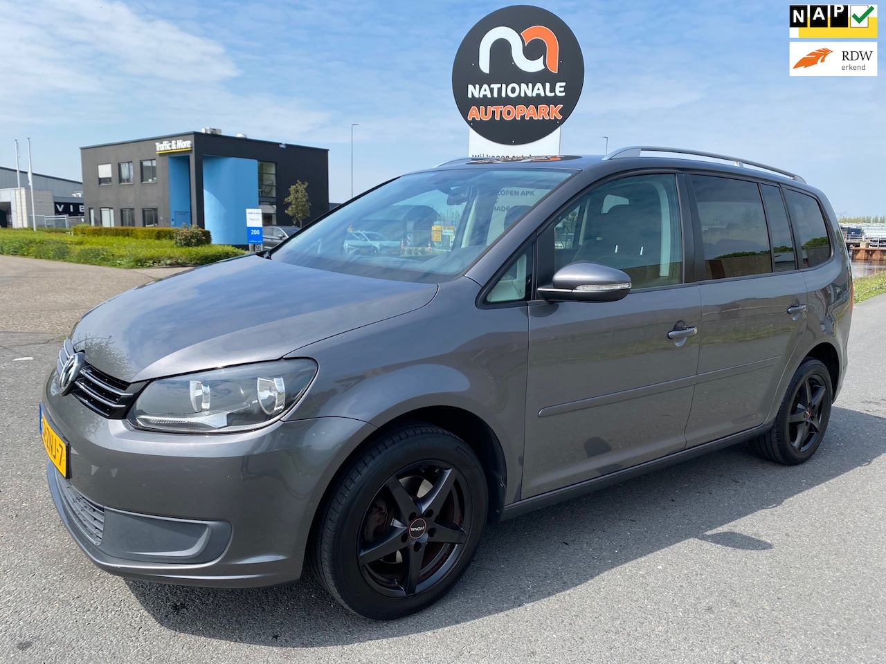 Volkswagen Touran - | 2013 | 1.2 TSI Comfortline BlueMotion 7p. | Top Auto | Dealer Onderhouden - AutoWereld.nl