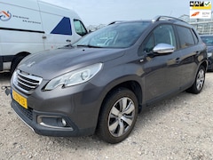 Peugeot 2008 - | 2015 | 1.2 PureTech Style | Export en Handel