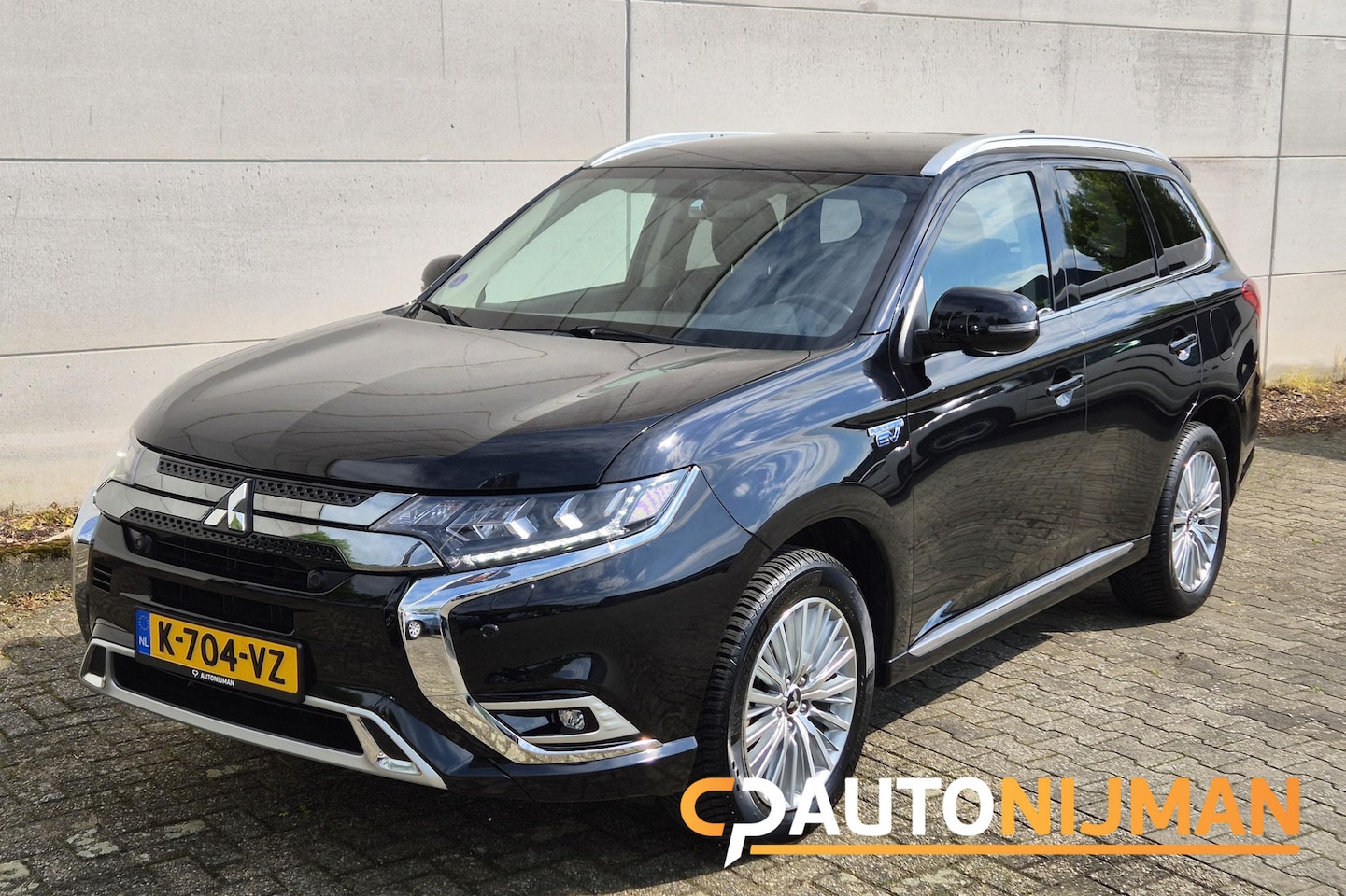 Mitsubishi Outlander - 2.4 PHEV Intense /Trekhaak - AutoWereld.nl