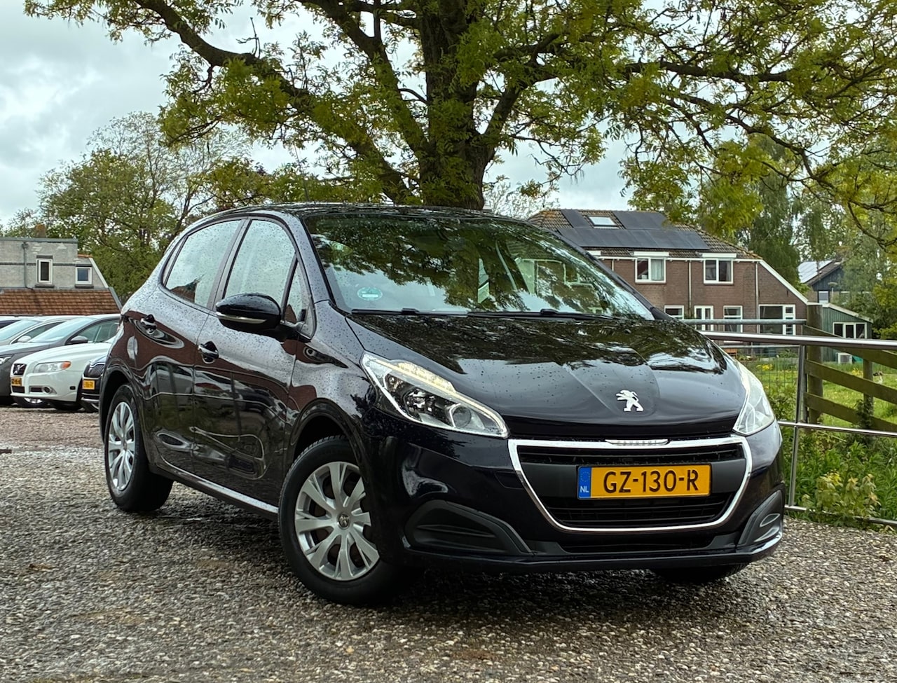 Peugeot 208 - 1.2 PureTech Active | Cruise + Clima + Navi nu € 5.450,-!!! - AutoWereld.nl
