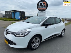 Renault Clio - 2015 * 0.9 TCe Expression * LMV * AIRCO * ELEC. RAMEN