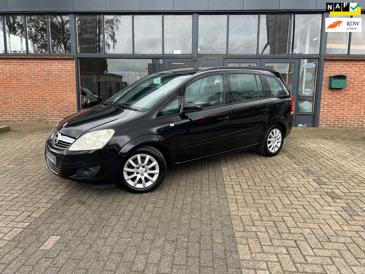 Opel Zafira - 1.6 Temptation 1.6 Temptation, Airco, Navi, Trekhaak - AutoWereld.nl