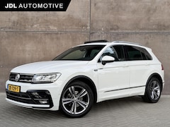 Volkswagen Tiguan - 1.5 TSI Highline Business R-line | Trekhaak | Panoramadak | 1ste eigenaar | Dealer onderho