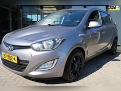 Hyundai i20 - 1.2i i-Motion *Rijklaarprijs *Onderhouden *Stuurbediening