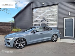 Volvo S60 - 2.0 B3 R-Design NL-Auto 1e Eigenaar BTW-Auto Full-Option Thunder Grey Met