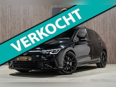 Volkswagen Golf - 2.0 TSI R 4Motion PANO IQ CAMERA