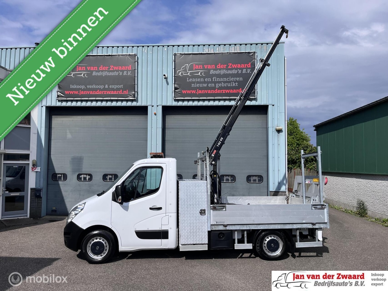 Renault Master - T35 2.3 DCI Open laadbak Hydraulische kraan Pick up EURO 6 - AutoWereld.nl