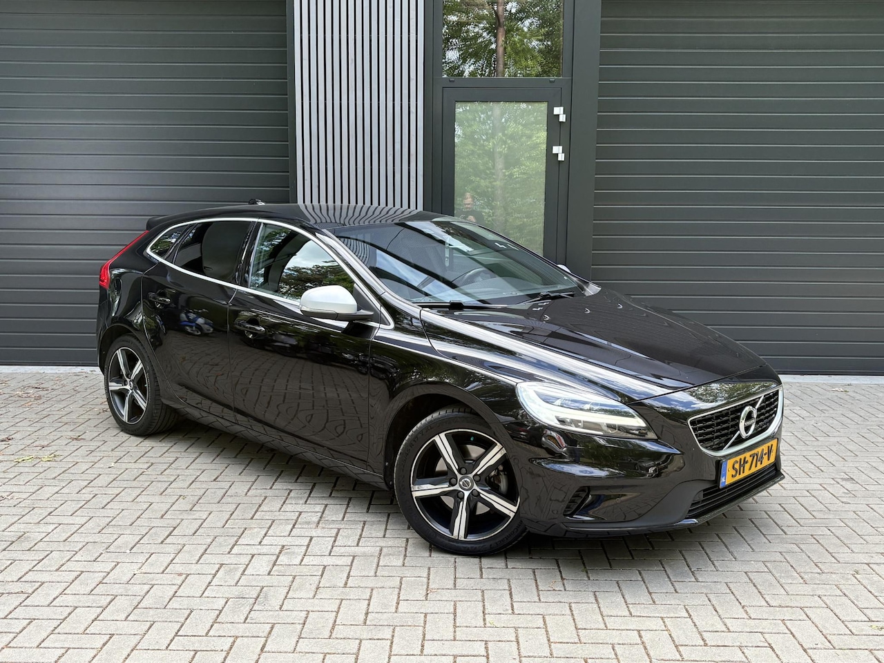 Volvo V40 - 2.0 T4 Business Sport 2.0 T4 Business Sport - AutoWereld.nl