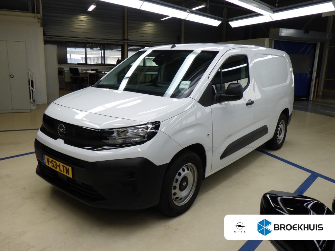 Opel Combo Electric - 136 L2 50kWh | Navi by app | Apple carplay | Camera | Parkeersensoren | Nieuw model | 5.00 - AutoWereld.nl