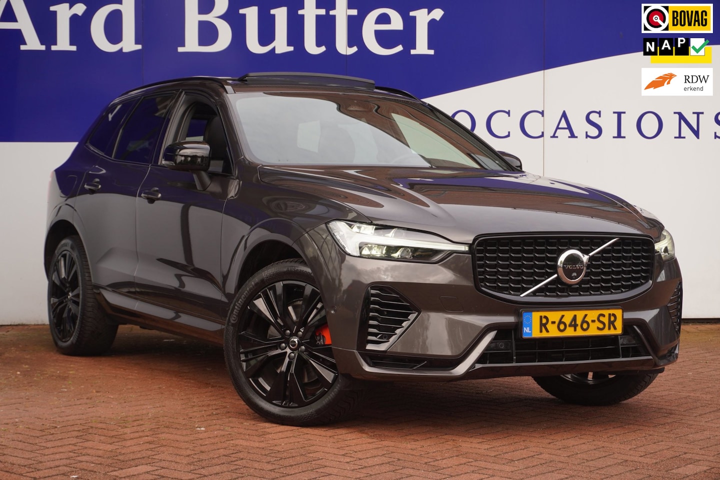 Volvo XC60 - 2.0 T6 Plug-in AWD Ultimate Bright 350PK / LongRange / 360"Camera / Harman&Kardon / Pano / - AutoWereld.nl