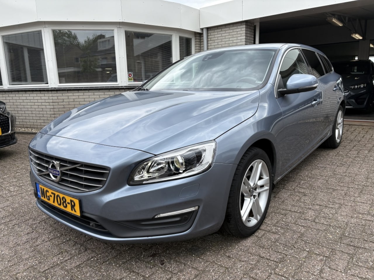 Volvo V60 - 1.5 T2 Nordic 1.5 T2 Nordic+ - AutoWereld.nl