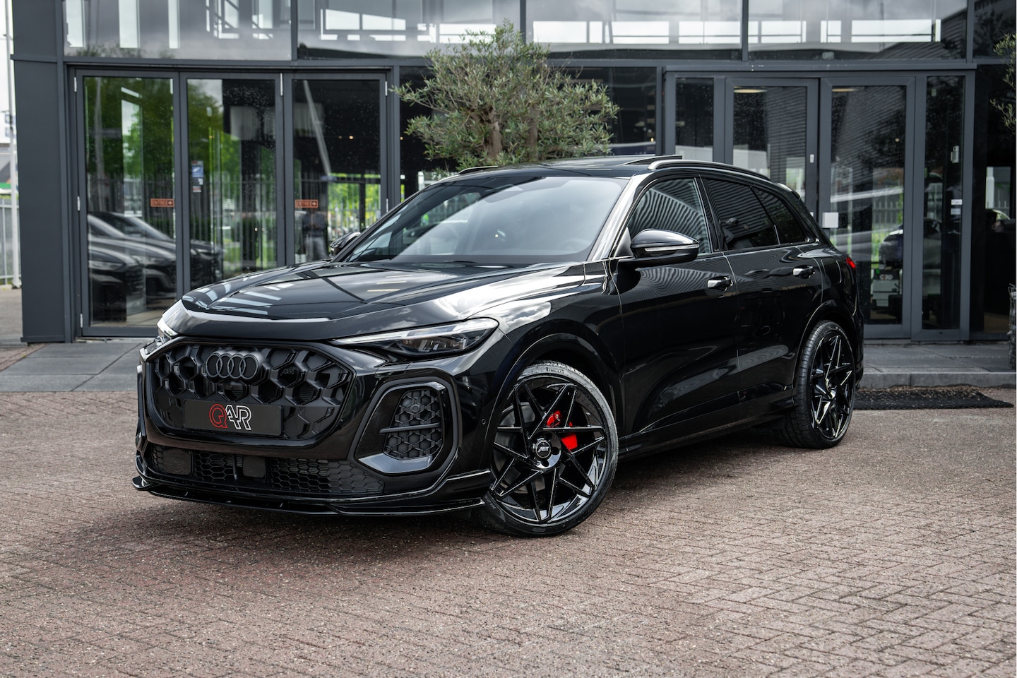 Audi Q5 - 2.0 TFSI e-hybrid ABT Aero 428pk quattro S edition Competition | ABT EVO 22" velgen | Pano - AutoWereld.nl