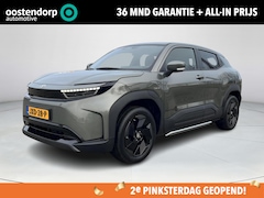 Toyota Urban Cruiser - Dynamic 61 kWh | All-in prijs | Apple/Android | Camera | Stoel/Stuurverwarming |