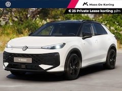 Volkswagen T-Roc - R-Line First Edition 1.5 eTSI 150 PK 7 versn. DSG · Black Style Pakket · Achterklep met se