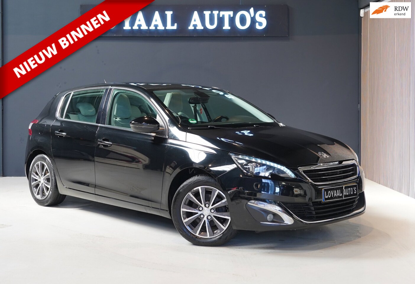 Peugeot 308 - 1.6 THP Première | NAVI | BI-XENON | GLEZEN-DAK | AIRCO | CRUISE | TREKHAAK | PDC | NAP. - AutoWereld.nl