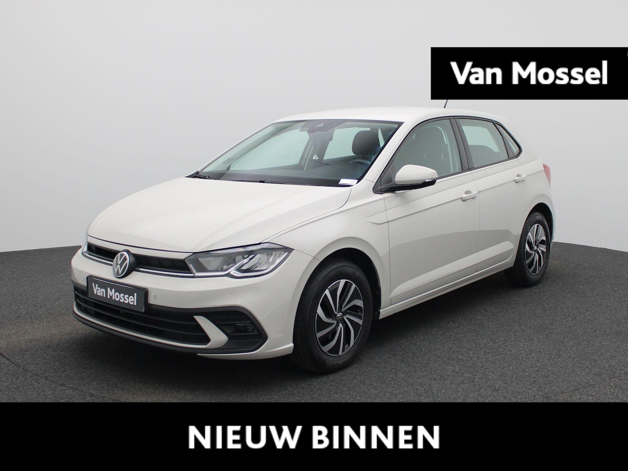 Volkswagen Polo - Life Edition | Achteruitrij Camera | Cruise Control Adaptief | Climate Control | Parkeerse - AutoWereld.nl