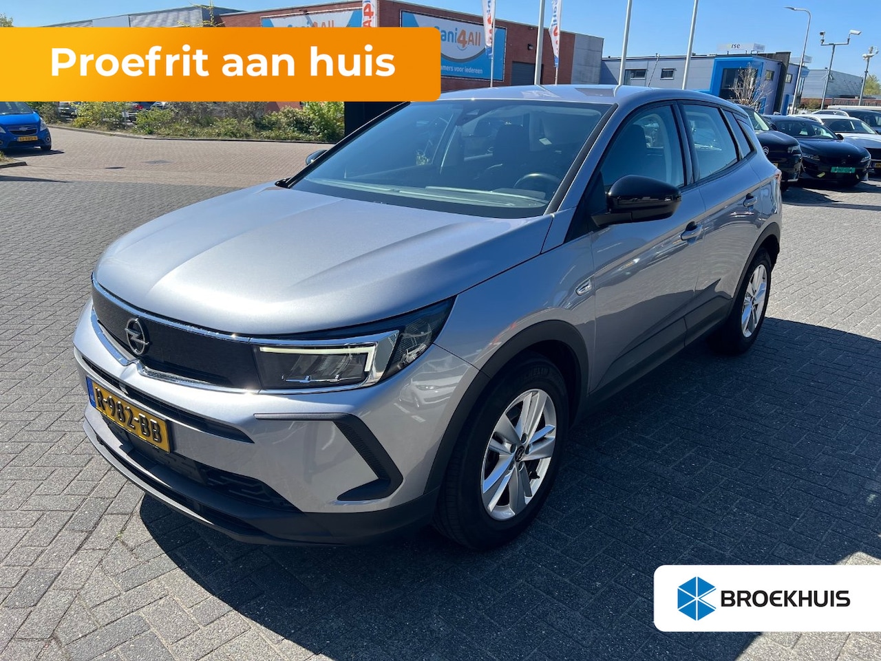 Opel Grandland X - 1.2 Turbo Business Edition Climate | Trekhaak | 17" Lichtmetaal | Carplay | DAB | Cruise | - AutoWereld.nl