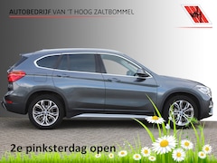 BMW X1 - sDrive18i Automaat Executive X-Line Sportstoelen 18'' NAVI TREKHAAK