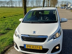 Peugeot 108 - 1.0 e-VTi Active Peugeot 108 1.0 e-VTi Active Airco | 2017 | Wit | Zuinig | 5-deurs | APK 09-2026