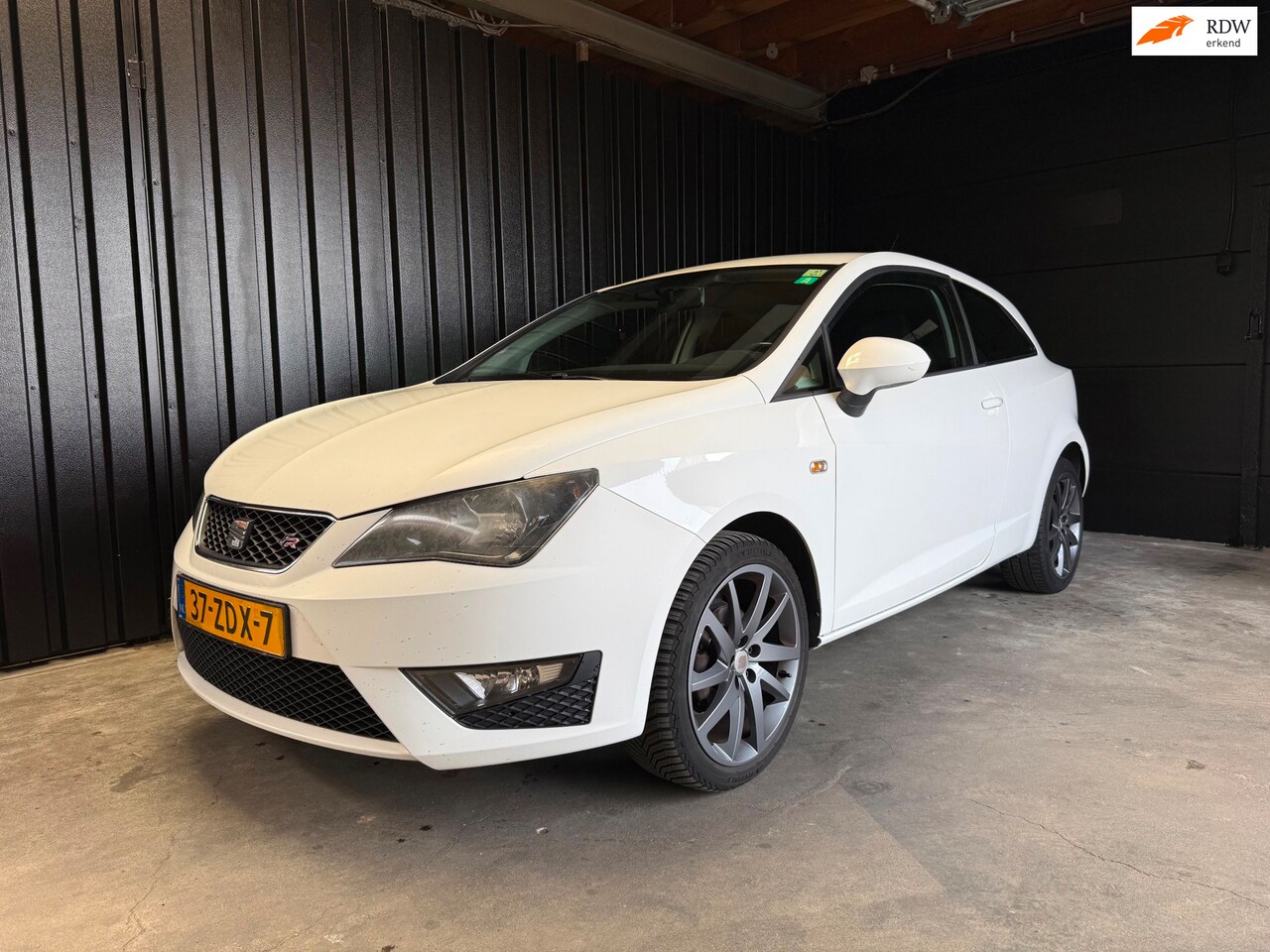 SEAT Ibiza SC - 1.2 TSI FR 1.2 TSI FR - AutoWereld.nl
