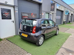 Volkswagen Up! - 1.0 take up BlueMotion Zwart 5DR Airco NAP