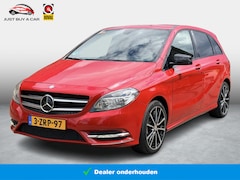 Mercedes-Benz B-klasse - 180 Ambition Comfort Orig. Trekhaak / Black Package / Cruise Control / Stoelverwarming / R