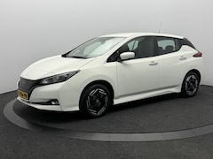 Nissan LEAF - Acenta 40 kWh SOH 95, 9% | 10000KM | Warmtepomp | Camera | DAB | Dodehoekdetectie