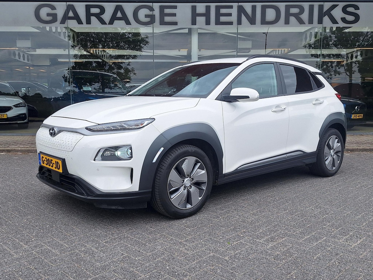 Hyundai Kona Electric - EV Premium 64 kWh | SOH: 96,8% | Warmtepomp | Lage km-stand | Leder | HUD | Blindspot | Fu - AutoWereld.nl