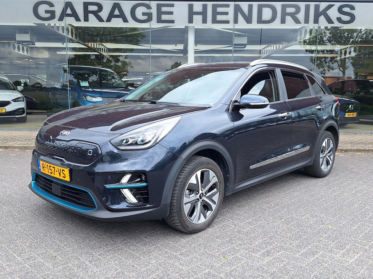 Kia e-Niro - DynamicLinePlus 64 kWh | SOH: 94,9% | Leder | Adaptive CC | Climate | Navi | Stoel-en Stuu - AutoWereld.nl