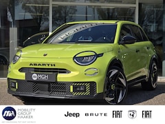 Fiat 600e - Abarth Scorpionissima 54 kWh | Apple-Android | Sportstoelen | Parkeercamera